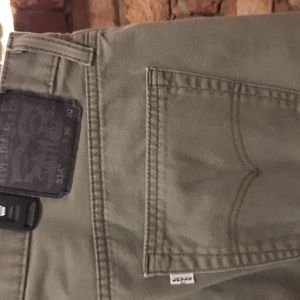 Levi's Premium jeans. Olive green, 36x30 and it great shape! No stains or flaws.